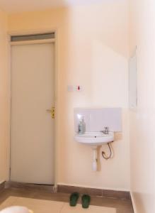 City Nest Honey Pie Apartment