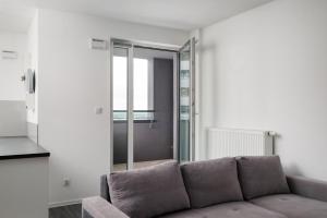 Praga Ostrobramska Modern Apartament by BookingHost