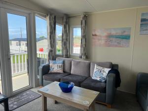 Sher, My Happy super static