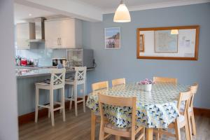 Newport Pembs 4 Star Cottage