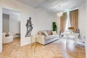 Vatican Design Apartment - NEW!