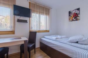 Studio 401, Vila Šarm