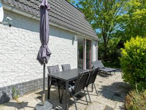 Holiday Home St Maartenszee near Beach