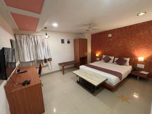 Paradise Hotel and Banquet, Indore