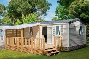 Campings Carazur Mobilhomes Camping Frejus : photos des chambres