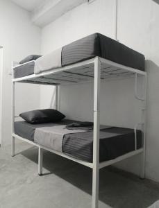 AIRPORT TATTOO HOSTEL BY Tattoo Babu Pvt Ltd