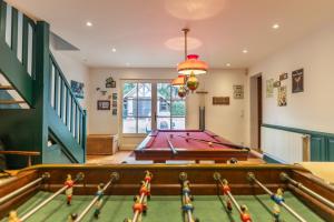 B&B / Chambres d'hotes Chambre Villesavin - piscine interieure - jacuzzi : photos des chambres