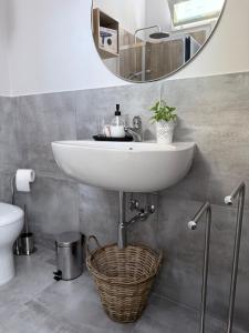 Casa Lazzari - Giardino Segreto a 3 min da Villa Maria Cecilia Hospital