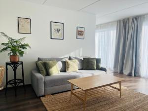 Bright Modern Apartment - Central Kuressaare