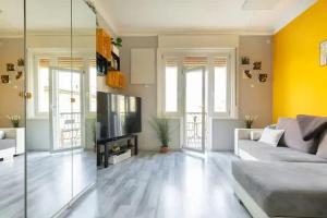 Hideaway with Balcony and AC