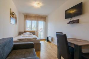 Studio 502, Villa Šarm