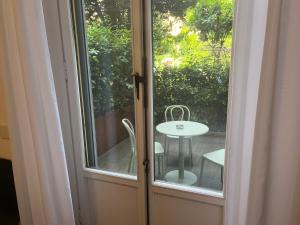Doppelzimmer mit Gartenblick