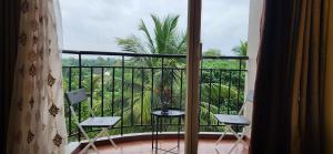 2BR Flat with Pool and Balcony near Cochin Airport