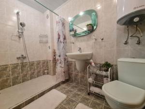 "Daisy" spasious apartment close to city park