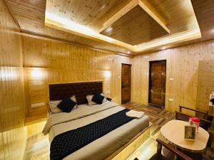 Himalayan Regency #nearmallroad #primelocation