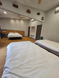 Gold Plus Homestay 8