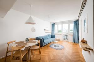 Solec Powiśle Deluxe Apartment by BookingHost