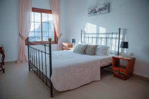 Refurbished First Line Reformado la Primera Linea del Maar