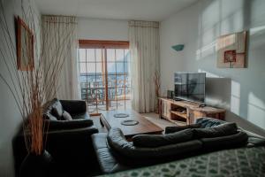 Refurbished First Line Reformado la Primera Linea del Maar