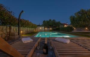 Four-Bedroom Holiday Home In Zaton