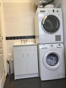Appartements Grand studio tout confort dans l-hyper centre : photos des chambres