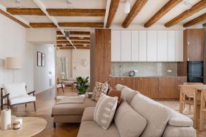 Modern apartment in the heart of the Old Town