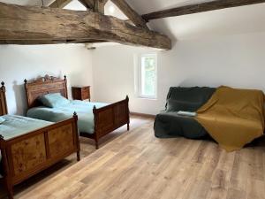 Maisons de vacances A l Ombre du Chene Gite Saint Emilion : photos des chambres