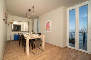 La Villa du Lac - Appartements de vacances - Les pieds dans l-eau : photos des chambres