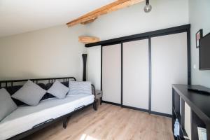 La Villa du Lac - Appartements de vacances - Les pieds dans l-eau : photos des chambres