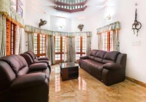 Palatial villa 7736!6!445 with 6 bedrooms