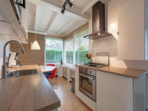 Holiday Home near Sint Maartenszee Beach