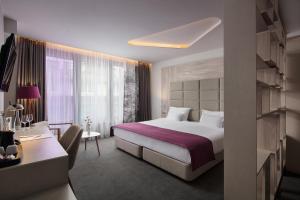 Superior Double or Twin Room room in Hotel Colors Inn