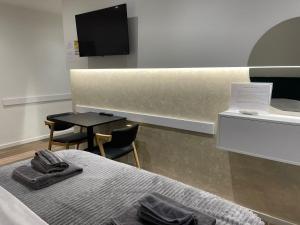 Le petite Central Studio Apartments