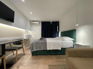 Le petite Central Studio Apartments