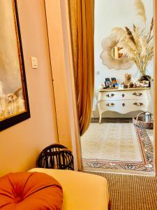 B&B / Chambres d'hotes MAISON la BOHEME Une parenthese enchantee au coeur du charme, petit-dejeuner de reve : photos des chambres