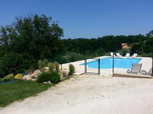 Maisons de vacances Terre De Pierres - Gite Amethyste : photos des chambres