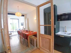 Maisons de vacances Large house 11 people 4 bedrooms with outdoor near Lille city center : photos des chambres