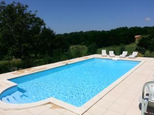 Maisons de vacances Terre De Pierres - Gite Amethyste : photos des chambres