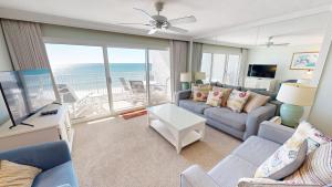 Beach House 304B