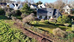 Maisons de vacances Grande maison spacieuse et moderne avec jardin : photos des chambres