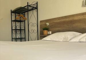 Hotels Hotel Le Carnon : photos des chambres