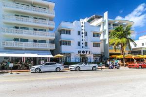 Heart of South Beach Rooftop Pool with cabanas