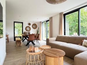 LouLou Beachhouse