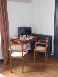 B&B / Chambres d'hotes chambre Medoc du Logis du Parc : photos des chambres