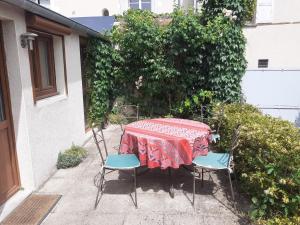 Maisons de vacances Gite Maisonnette avec terrasse - hyper centre Amboise : photos des chambres