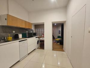 The Artist - Hypercentre