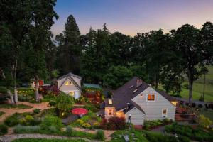 Hoffman Woods Estate