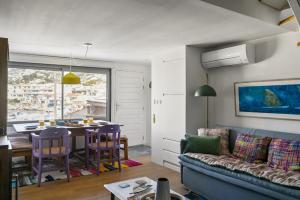 Cabin, waterfront terrace