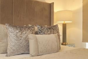 Deluxe City Modern Apt&Free Parking no Balcony