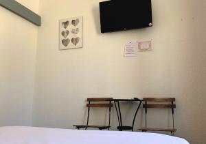 Hotels Hotel Le Carnon : photos des chambres